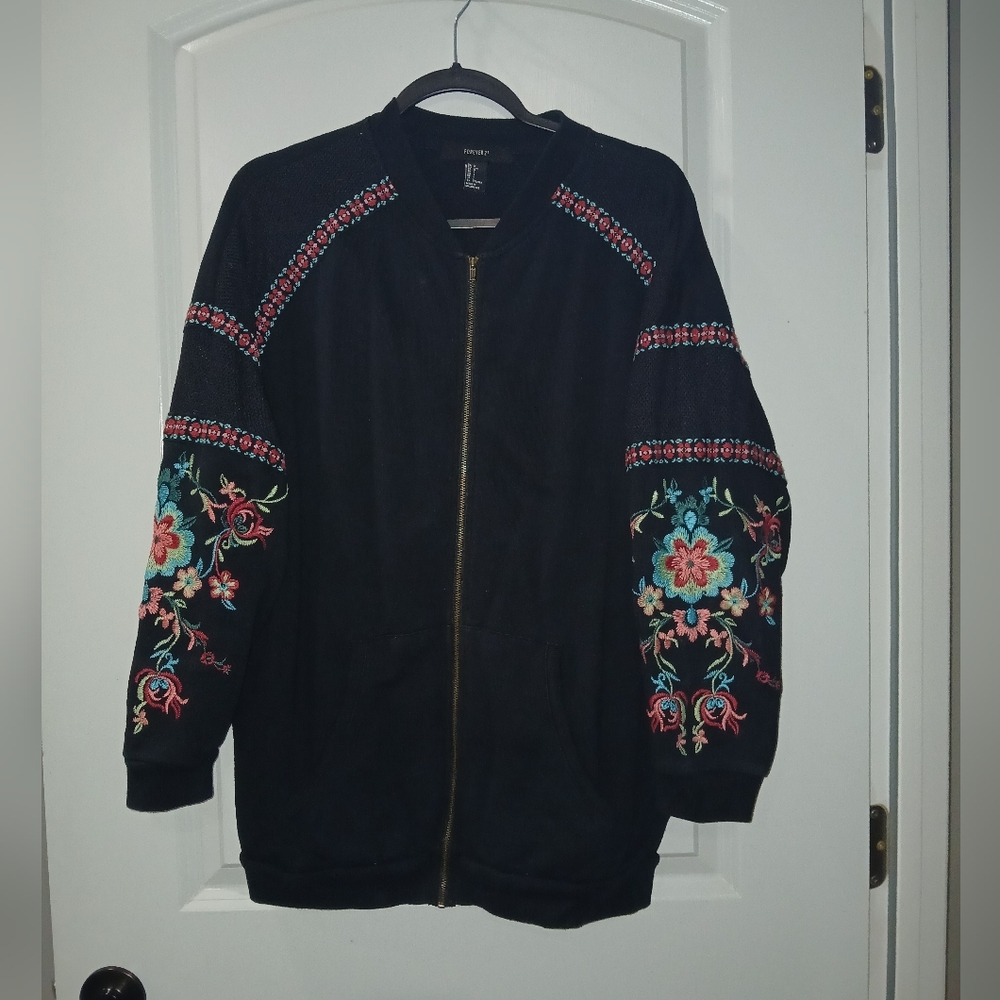 Embroidered Black Large Sweater
